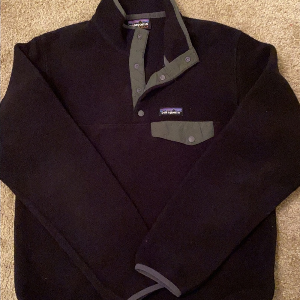 Size smallwomens  patagonia synchilla